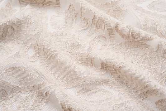 Satun with Linen
